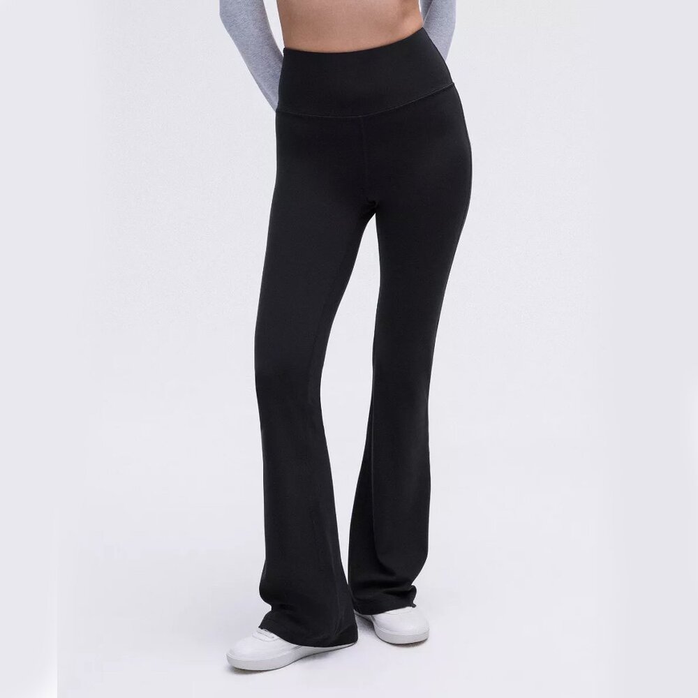 Lululemon Groove Nulu Super-High-Rise Flared Pant Size 2 Black